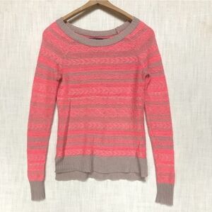 AEO American Eagle tan and pink sweater long sleeve size XS fitted old school